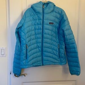 Patagonia Blue Down Sweater Jacket w/ hood
